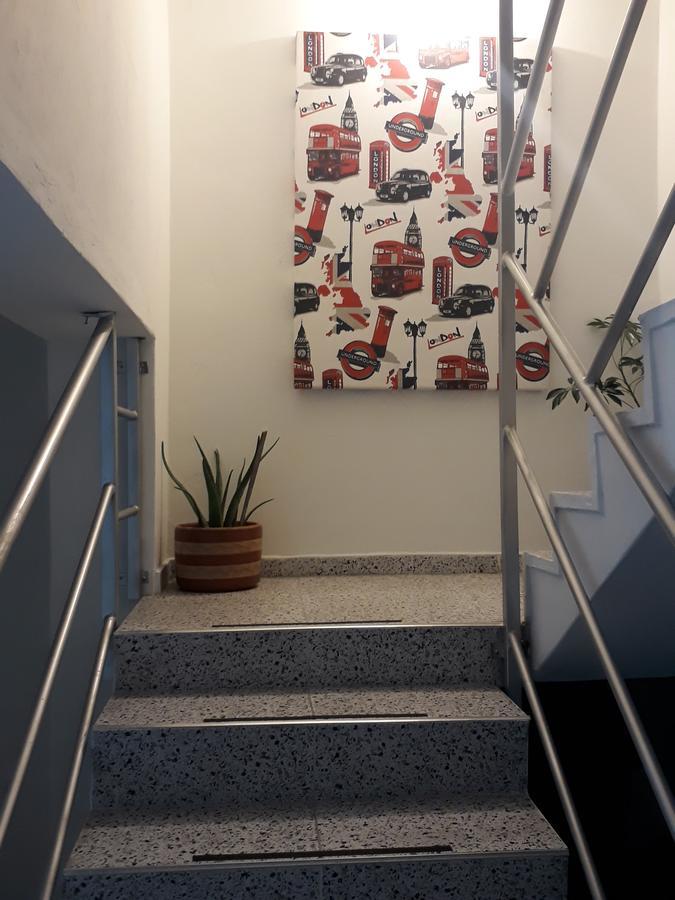 Aparta Hotel Victoria In ボゴタ エクステリア 写真
