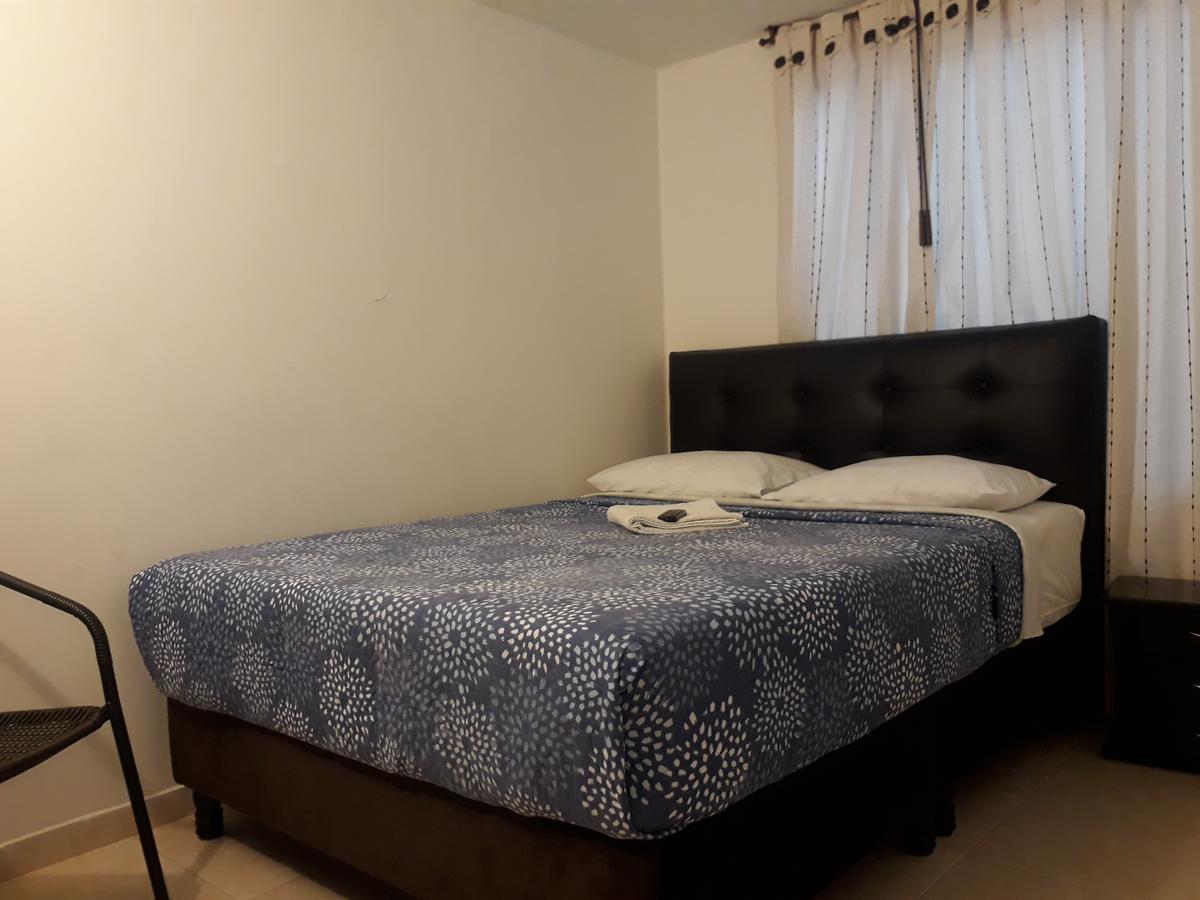 Aparta Hotel Victoria In ボゴタ エクステリア 写真